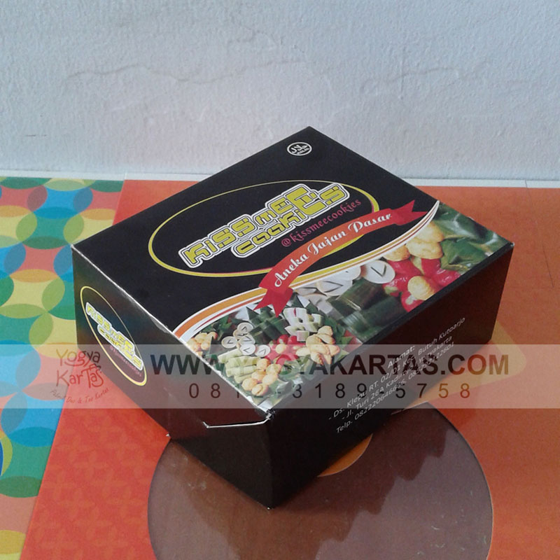 Kemasan-Kertas_yogyakartas.com_Dus_Roti_28.jpg
